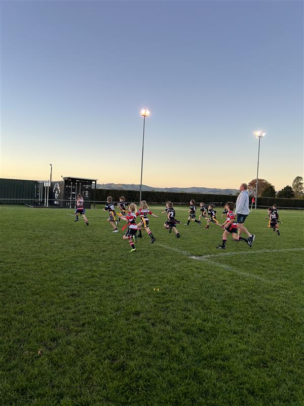 kids playing sport
