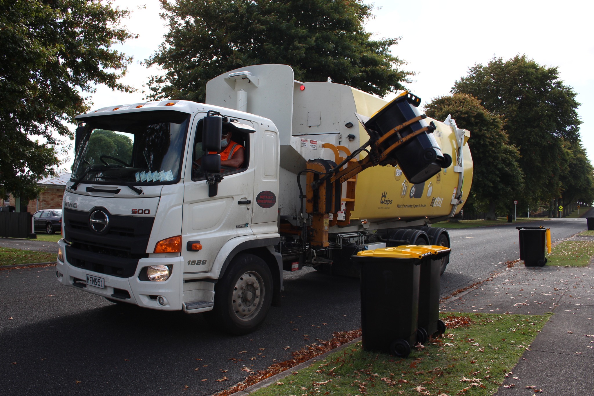 recycling truck